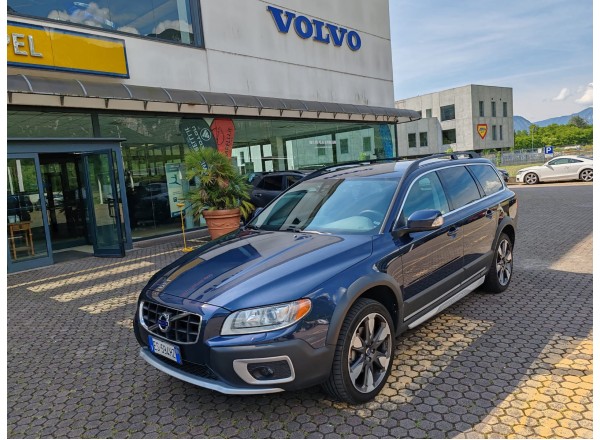 VOLVO XC70 D4 AWD MOMENTUM 2400 CC 163CV